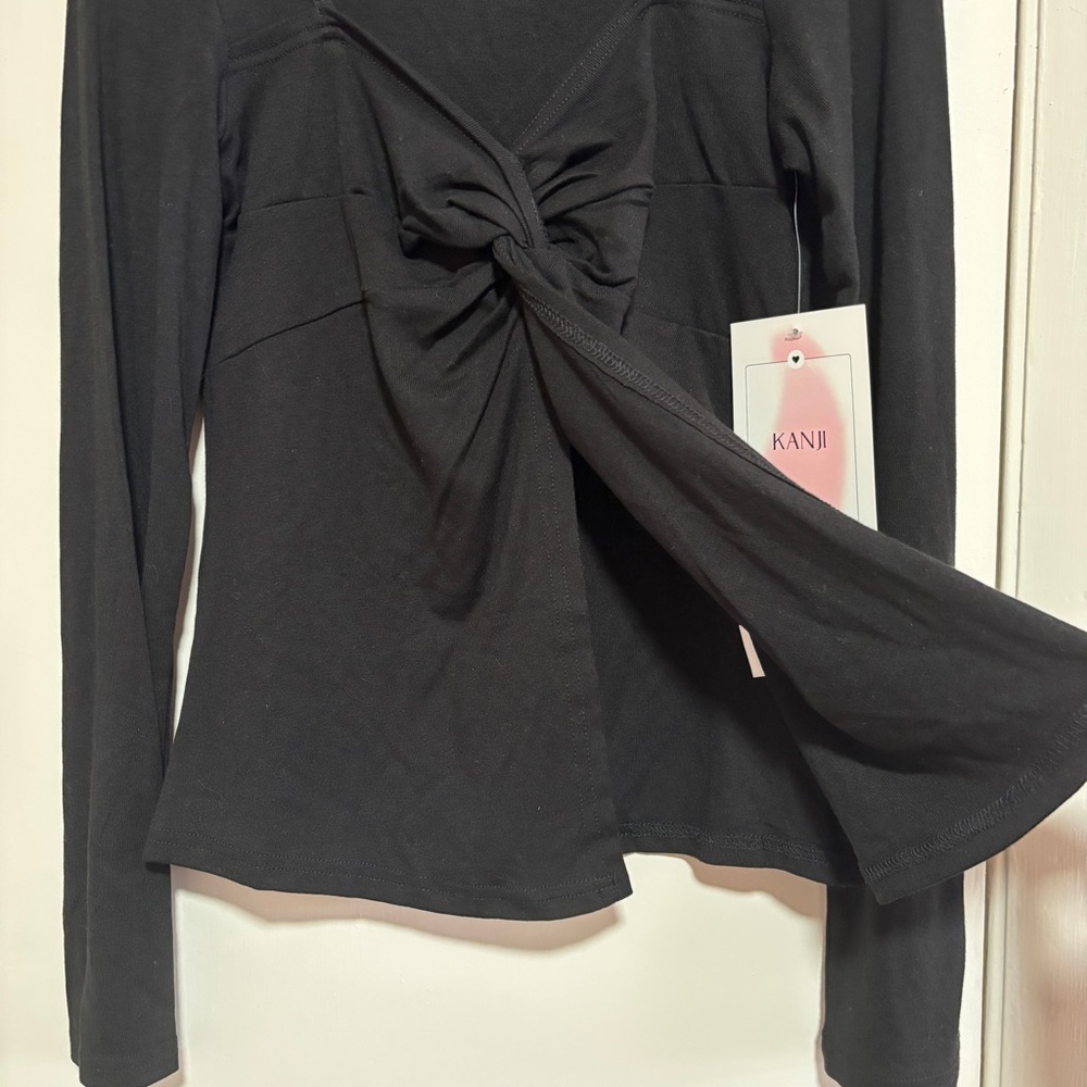 Women's Black Knot Split Front Top NWT Size Small Minimalist Core Girly vibe